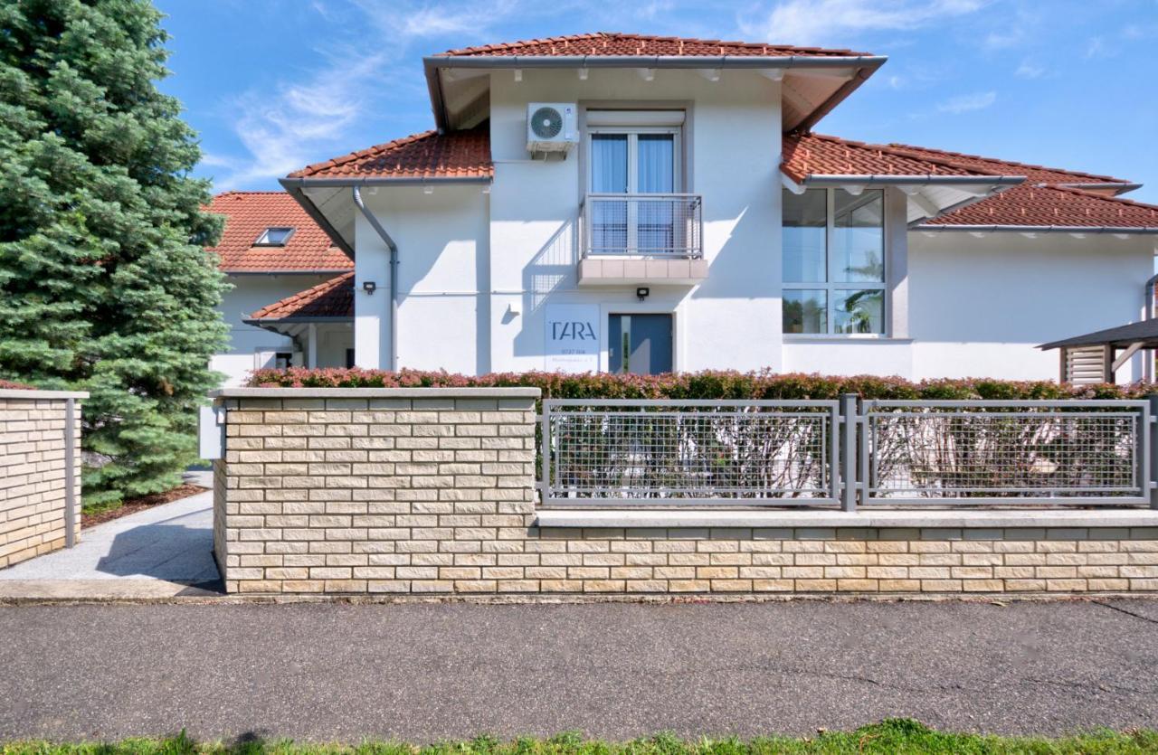 Villa Tara Buek Buitenkant foto