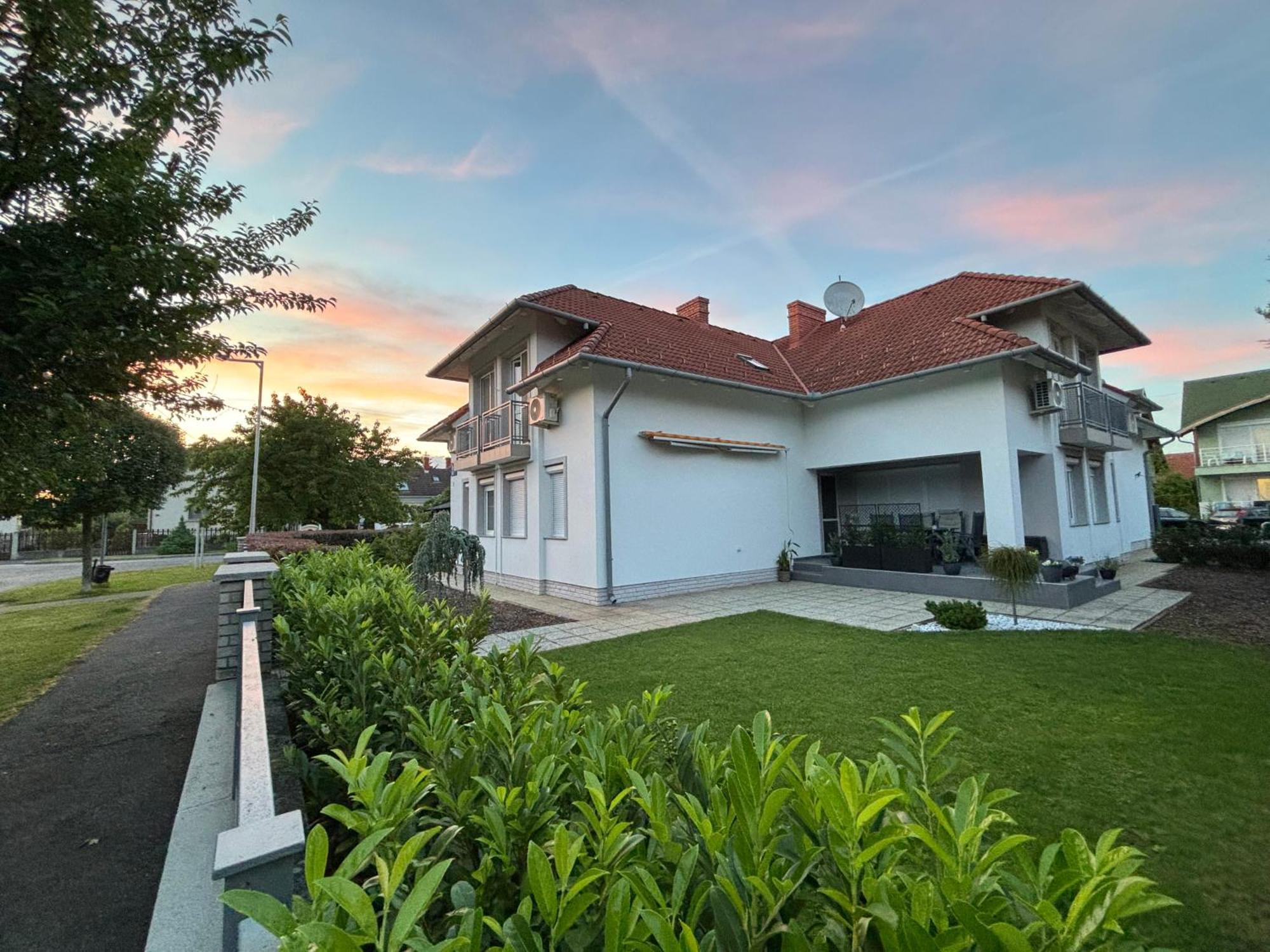 Villa Tara Buek Buitenkant foto